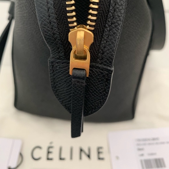 CELINE MINI BELT BAG IN BLACK GRAINED CALFSKIN - Picture 3 of 8